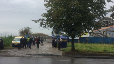 Зеленський прибув на Рівненщину: куди їде президент та як зустрічають Зеленський прибув на Рівненщину: куди їде президент та як зустрічають