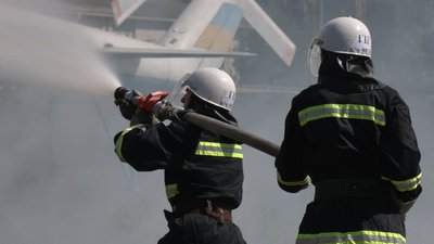 На Черкащині під час навчань гасили вертоліт і рятували екіпаж