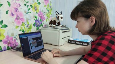 Родина з Луганщини створює україномовний контент у Хмельницькому Родина з Луганщини створює україномовний контент у Хмельницькому