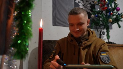 "Будемо їсти, будемо співати": як на Запорізькому напрямку бійці 128 ОГШБр відсвяткували Різдво "Будемо їсти, будемо співати": як на Запорізькому напрямку бійці 128 ОГШБр відсвяткували Різдво