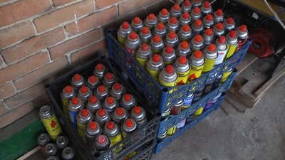 Майструють буржуйки та сушать овочі на супи: історія родини Касьянових з Хмельниччини, яка допомагає військовим Майструють буржуйки та сушать овочі на супи: історія родини Касьянових з Хмельниччини, яка допомагає військовим