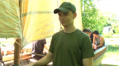 Вихованці Черкаського клубу юних моряків навчаються керувати суднами без виходу в акваторію Вихованці Черкаського клубу юних моряків навчаються керувати суднами без виходу в акваторію