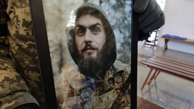 У Полтаві прощаються з Володимиром В'язуном
