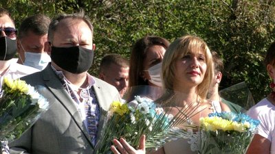 У Херсоні День Незалежності розпочався з гімну та "Молебну за Україну" У Херсоні День Незалежності розпочався з гімну та "Молебну за Україну"