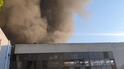 Внаслідок ракетного удару виникла пожежа Внаслідок ракетного удару виникла пожежа