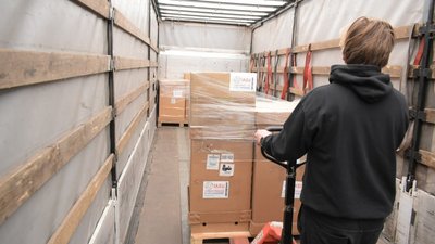 Апарати ШВЛ та медикаменти на Полтавщину привезли гуманітарну допомогу з-за кордону