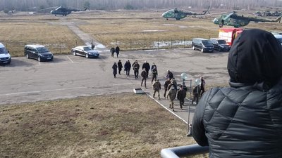 На Рівненський військовий полігон прибув президент Зеленський На Рівненський військовий полігон прибув президент Зеленський