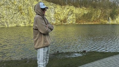 "Щоночі ми чули, ніби за 10-20 метрів від нас пролітав винищувач". Історія юнака, який пережив окупацію на Херсонщині "Щоночі ми чули, ніби за 10-20 метрів від нас пролітав винищувач". Історія юнака, який пережив окупацію на Херсонщині