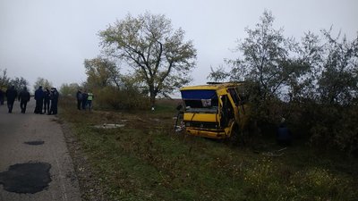 ДТП під Херсоном: 2 людини загинули, 10 травмовані
