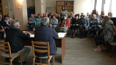 У Рівному орендарі просять владу не виселяти їх з Народного дому. Чому так сталось У Рівному орендарі просять владу не виселяти їх з Народного дому. Чому так сталось