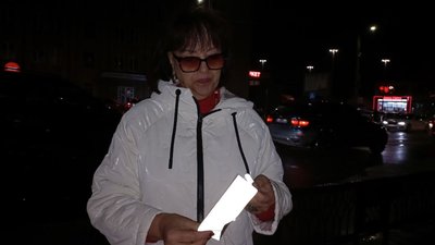 Для учнів житомирських шкіл виготовили світловідбивні стрічки Для учнів житомирських шкіл виготовили світловідбивні стрічки