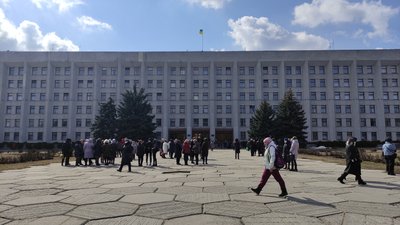 У Полтаві повідомили про замінування Полтавської ОДА