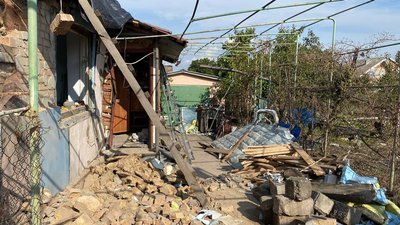 "Стріляють кожен день і кожну ніч". Жителі міста на Дніпропетровщині розповіли про життя під постійними обстрілами