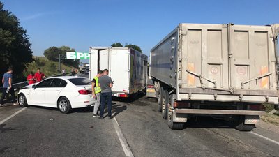 На об'їзній дорозі Львова зіткнулися шість автомобілів На об'їзній дорозі Львова зіткнулися шість автомобілів