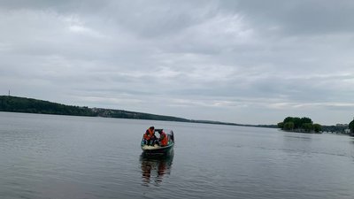 У Тернополі за допомогою водоростей чистять став