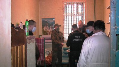 На Вінниччині увʼязненому виправної колонії повідомили про дві підозри