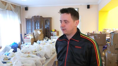 Не можу бути осторонь. Історії переселенців, які допомагають волонтерам у Франківську Не можу бути осторонь. Історії переселенців, які допомагають волонтерам у Франківську