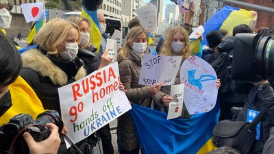 Акції підтримки та відмова від російської мови. Як світ реагує на агресію Росії Акції підтримки та відмова від російської мови. Як світ реагує на агресію Росії