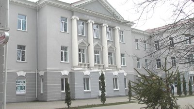 У Хмельницькому для міської лікарні придбали дизельний генератор