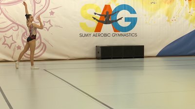 У Сумах відбулись змагання зі спортивної аеробіки У Сумах відбулись змагання зі спортивної аеробіки