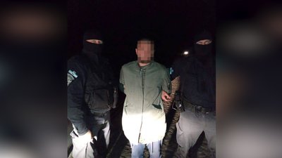 Подробиці подвійного вбивства у Житомирі: чоловік зайшов через незамкнені двері Подробиці подвійного вбивства у Житомирі: чоловік зайшов через незамкнені двері