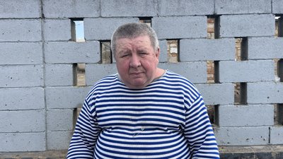 Вбивство у Плющівці: що кажуть чоловік загиблої та дружина підозрюваного у вбивстві Вбивство у Плющівці: що кажуть чоловік загиблої та дружина підозрюваного у вбивстві