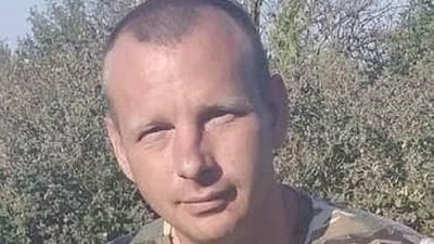 Під час артилерійського обстрілу окупантами загинув військовий з Хмельниччини Олександр Трояновський