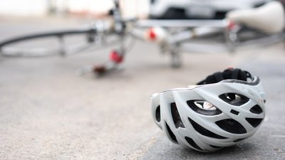 Водій авто збив велосипедистку на Чернігівщині: потерпілу госпіталізували