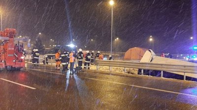У Польщі перекинувся мікроавтобус з українцями У Польщі перекинувся мікроавтобус з українцями