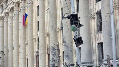 Вибух поруч з Харківською ОДА: що відомо про травмованих Вибух поруч з Харківською ОДА: що відомо про травмованих