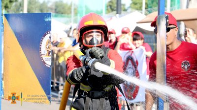 У Дніпрі пройшов відкритий чемпіонат області "Найсильніший пожежний-рятувальник Дніпро-2021" У Дніпрі пройшов відкритий чемпіонат області "Найсильніший пожежний-рятувальник Дніпро-2021"