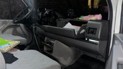 Мікроавтобус, з якого підозрюваний викрав майно