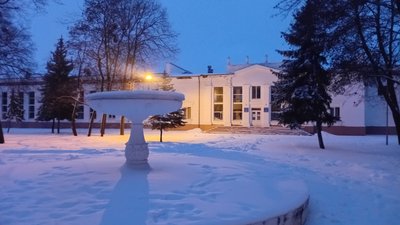 Ялинка у Краматорську на площі Миру