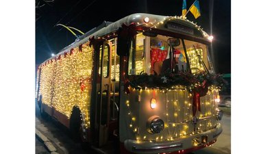 Різдвяний тролейбус у Чернівцях