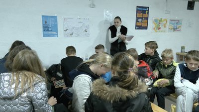Як навчаються школярі під час тривоги на Черкащині Як навчаються школярі під час тривоги на Черкащині
