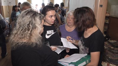 Продукти та постільна білизна – як у Чигирині допомагають переселенцям Продукти та постільна білизна – як у Чигирині допомагають переселенцям