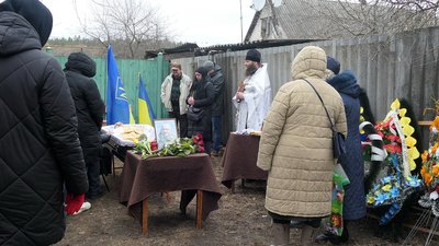 "Ремонтував свого "Козака": на Сумщині попрощалися з Іваном Скрипцовим "Ремонтував свого "Козака": на Сумщині попрощалися з Іваном Скрипцовим