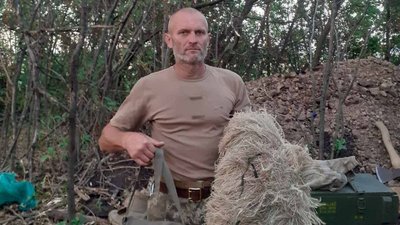 "Привезла каву, як ти любиш": спогади дружини та доньки про загиблого на війні волинянина Вячеслава Зенца "Привезла каву, як ти любиш": спогади дружини та доньки про загиблого на війні волинянина Вячеслава Зенца