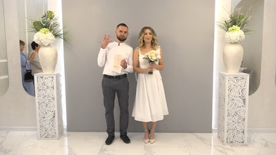Кохання під час війни. У Франківську побрався боєць 72 ОМБр зі своєю обраницею Кохання під час війни. У Франківську побрався боєць 72 ОМБр зі своєю обраницею