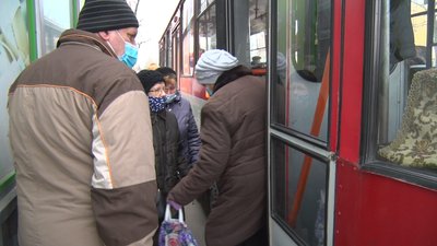 Скільки миколаївців отримали перепустки до громадського транспорту Скільки миколаївців отримали перепустки до громадського транспорту