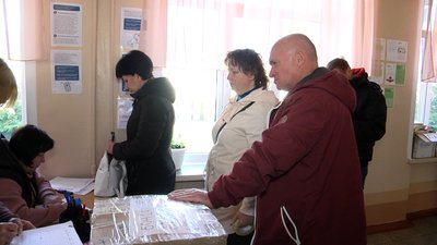 У Житомирі зібрали посилки для військових на передову У Житомирі зібрали посилки для військових на передову