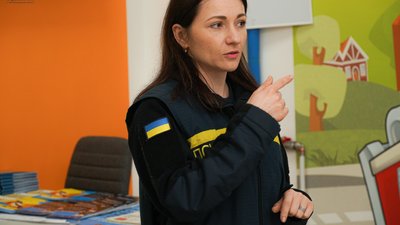 На Тернопільщині рятувальники провели уроки безпеки для пластунів На Тернопільщині рятувальники провели уроки безпеки для пластунів