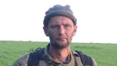 На Дніпропетровщині попрощаються з молодшим лейтенантом Дмитром Лозинським На Дніпропетровщині попрощаються з молодшим лейтенантом Дмитром Лозинським