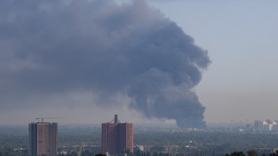 Пожежа у Києві після атаки РФ