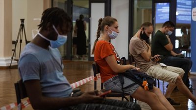 У Каразінському університеті відкрився центр масової вакцинації У Каразінському університеті відкрився центр масової вакцинації