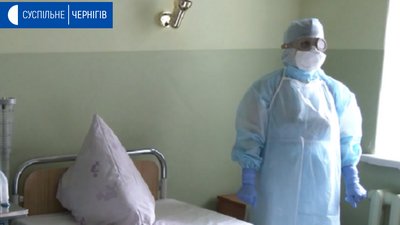 Першу партію спецодягу для роботи з хворими на короновірус отримала Чернігівська міська лікарня