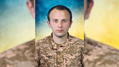 У Прилуках попрощалися з загиблим Анатолієм Гулаком У Прилуках попрощалися з загиблим Анатолієм Гулаком