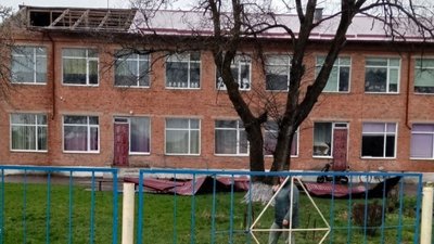 Хиночі, ліцей