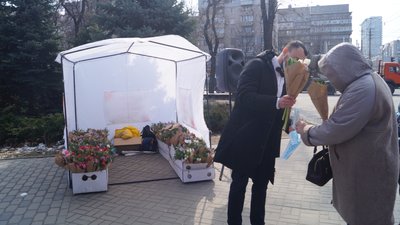 Майже 1,5 млн. грн. витратила міськрада Дніпра на привітання жінок із 8 березня Майже 1,5 млн. грн. витратила міськрада Дніпра на привітання жінок із 8 березня