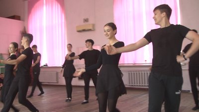 Хмельницький ансамбль отримав найвищу нагороду на міжнародному фестивалі-конкурсі Хмельницький ансамбль отримав найвищу нагороду на міжнародному фестивалі-конкурсі